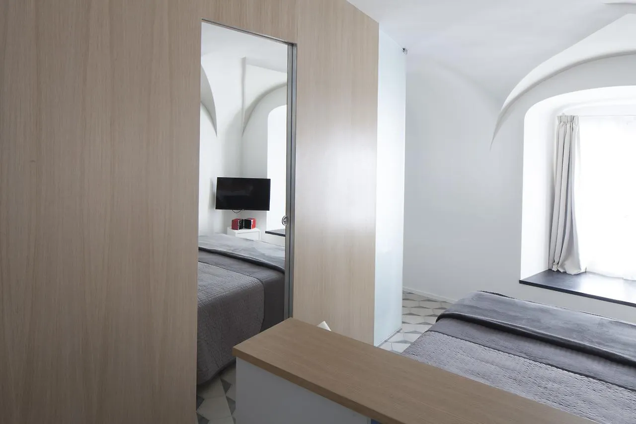 Genova Suite Art