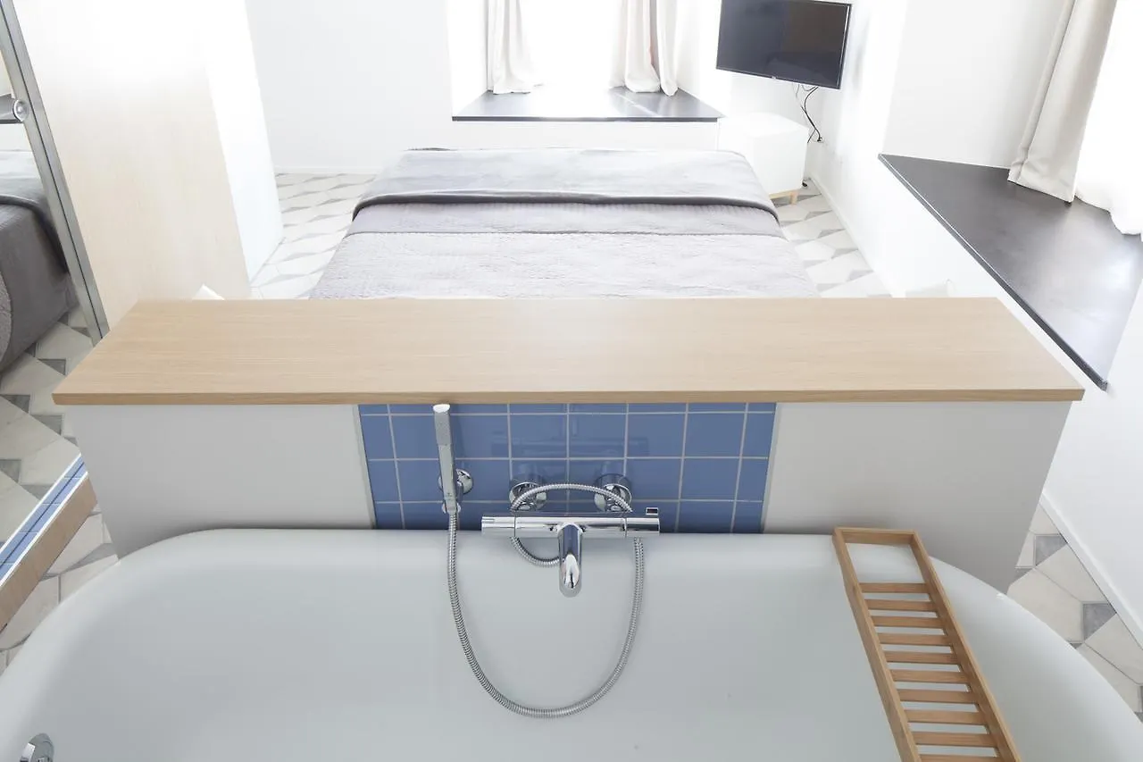 Genova Suite Art Guest house