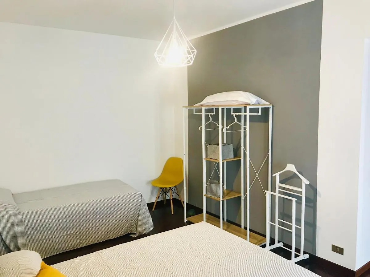 Genova Suite Art Janov